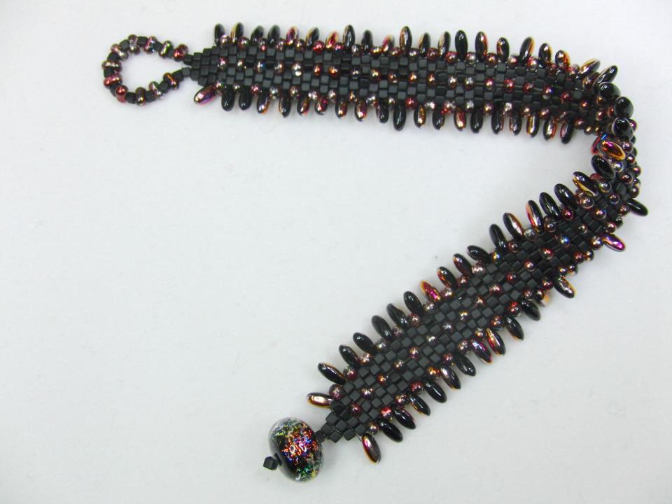 Peyote Stitch with Rizo and Farfalle Beads
