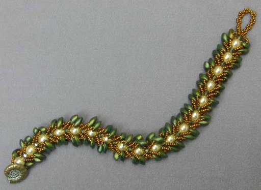 Flat Spiral with Long Magatama Beads Class